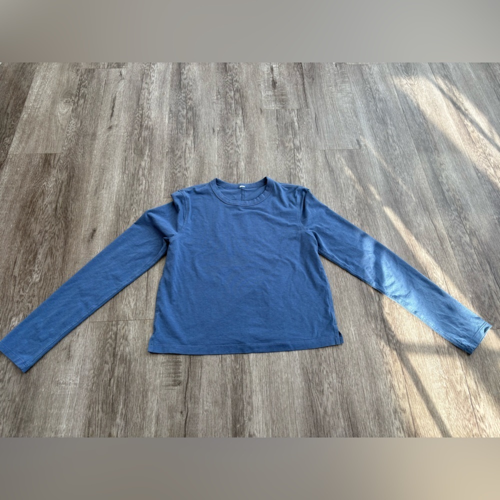 Women’s Lululemon Cropped Shirt 4 - Picture 3 of 5